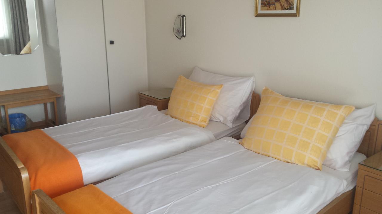 Pieterlen Hotel Restaurant Klosterli מראה חיצוני תמונה